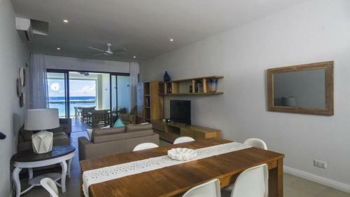 Ponton East Creek Apartment