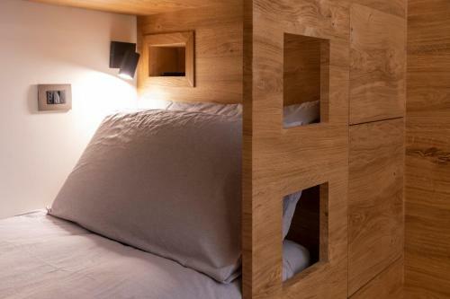 Apartamento Hostdomus - Lynx Luxury Suite