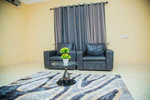 Vihills Hotel