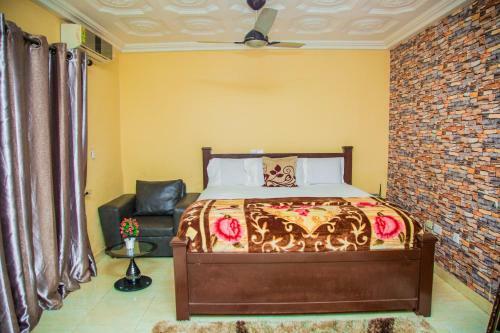 Vihills Hotel