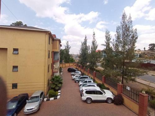 Excellent 2 Bedroom Apartment Myplace