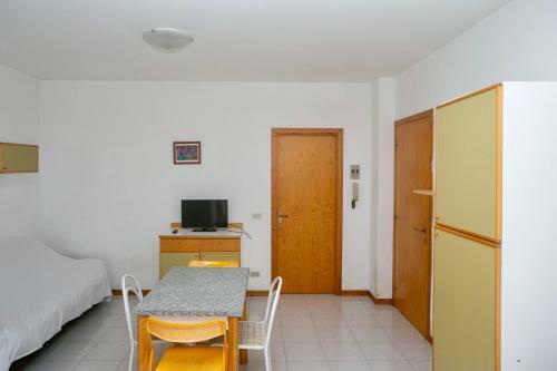Apartamento S75 - Sirolo, Bilocale Con Giardino In Centro