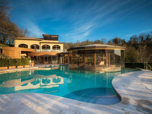 Gorgeous Holiday Home In Sorano With Swimming Pool