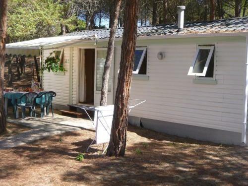 Beautiful Mobile Home In Sorso With Shared Pool
