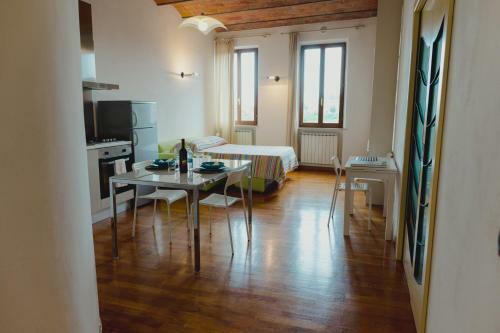 Apartamento Monolocale Panoramico San Martino 12