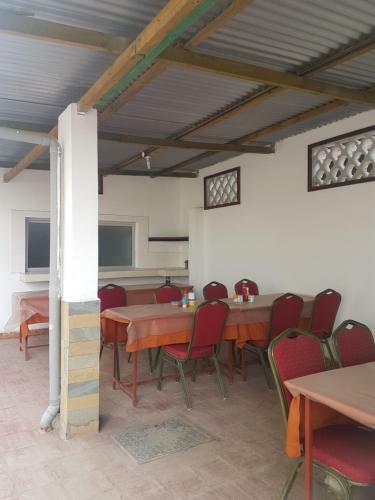 Hostal Golden Guest House- Miritini