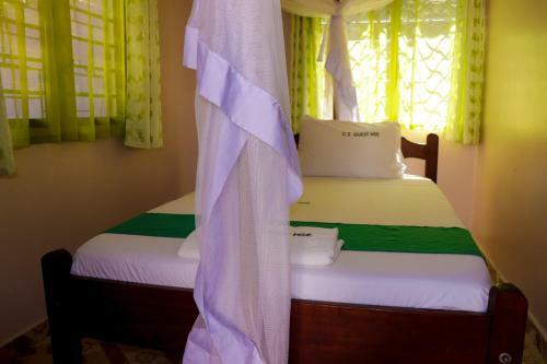 Hotel Cs Guest House And Apartment