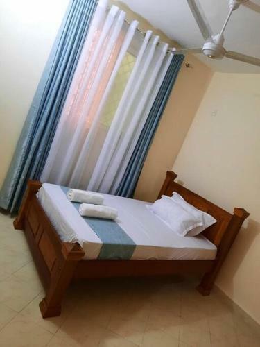 Elegant 3-bedroom Serviced Apartment With Pool