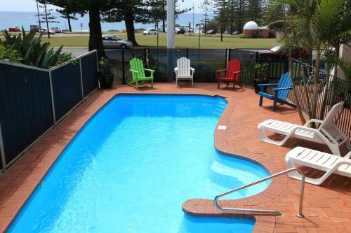 Beach House Holiday Apartments