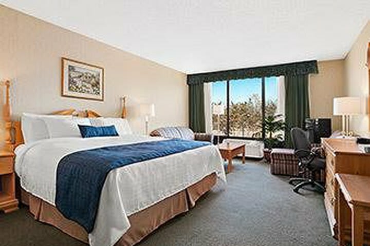 Days Hotel Williamsburg Busch Gardens Area