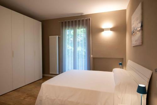 Sirmio Apartments - Narnia Stay