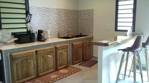 Hostal Location Meubl� A Salazie