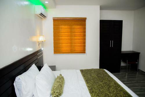 Hotel White Vill Hospitality And Homes