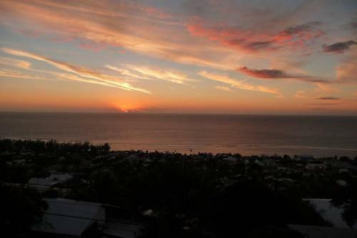 Chalet Sunset Vue Panoramique Sur Oc�an