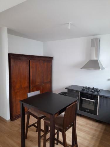 Hostal Appartement Terre Sainte