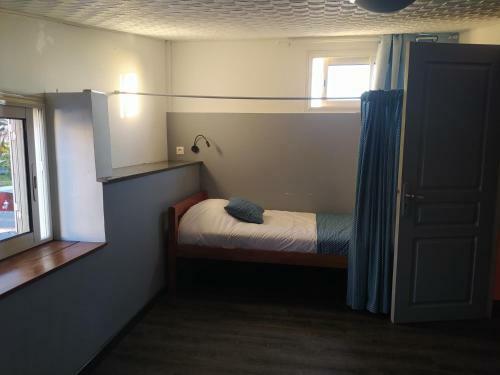 Bed & Breakfast Les Baroudeurs Hostel