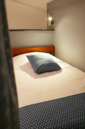 Bed & Breakfast Les Baroudeurs Hostel