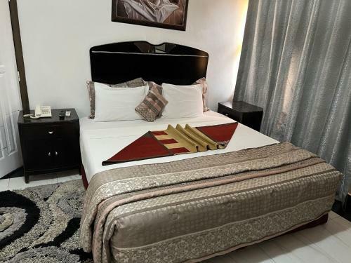 Golden Coast Hotel