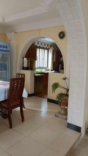 Molo Meru Home