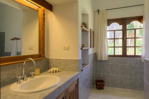 Villa Casa Blanca By Kobe Watamu