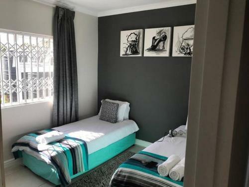 Amani Luxury Airbnb Near The Beach