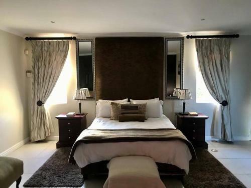 Amani Luxury Airbnb Near The Beach