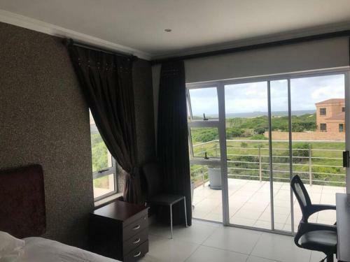 Amani Luxury Airbnb Near The Beach