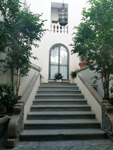 Apartamento "maison De Charme In Tasso Square"
