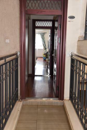 Karen View Palace Apartments