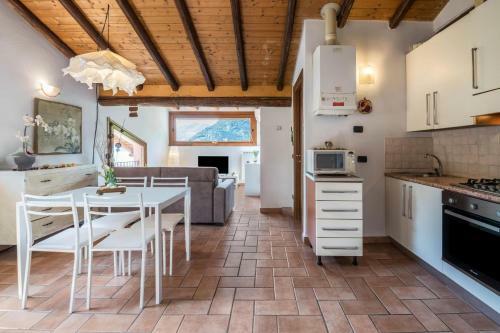 Apartamento Mansarda Con Vista Lago