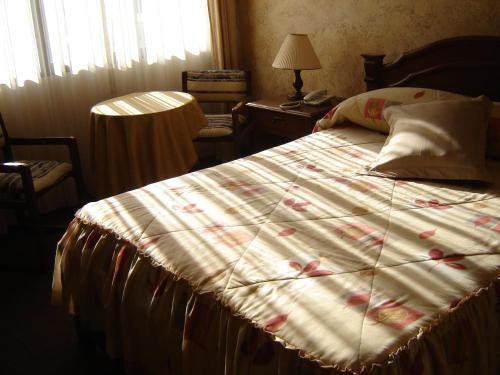 Hostal Versalles