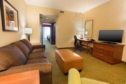 Hotel Drury Inn & Suites Denver Stapleton