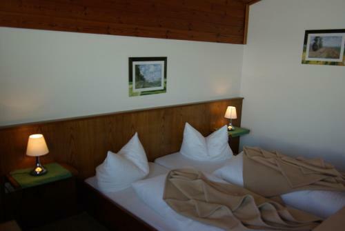 Hostal Almgasthof Fichtenheim - Emberger Alm