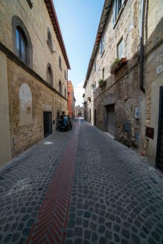Hostal La Residenza Dei Priori