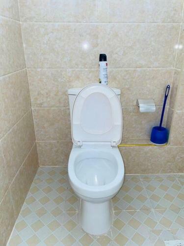 Cozy And Low Budget Studio In A Kilimani Apartment