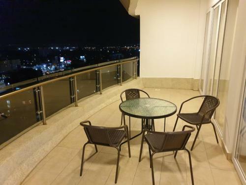Apartamento Imagine Luxury 2 Private Bedrooms With Shared Living Room And Kitchen