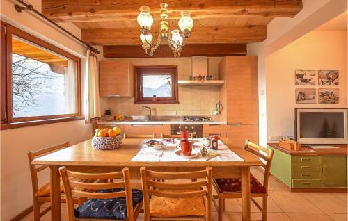 Stunning Home In Telve Di Sopra With 2 Bedrooms