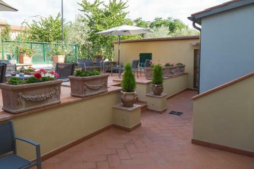 Hostal Via Naldini N 61