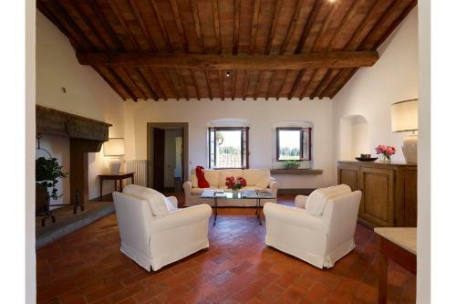 Villa De? Sernigi