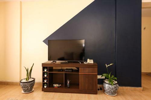 Exquisite Fully Furnished 1 Bedroom Apartment