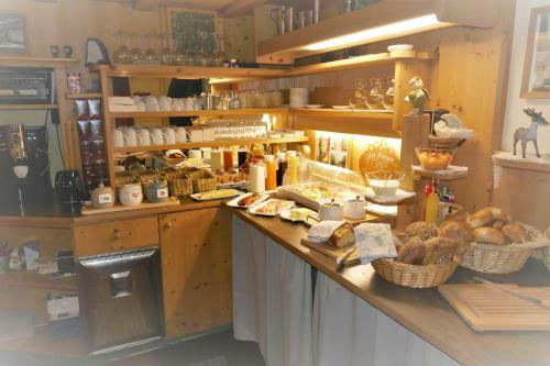Hostal Gasthof Piburger See
