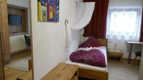 Hostal Gasthof Piburger See