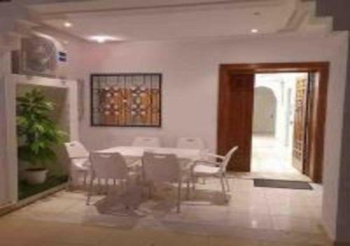 Une Belle Villa Au Centre De Tunis, Bardo