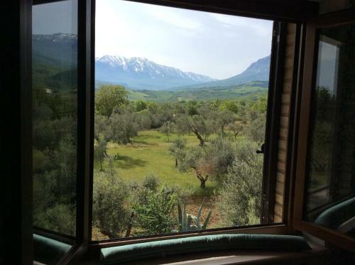 Casa Vacanza Poesia D'abruzzo - Cr 06804dueaffzerozerozerodue Tocco Da Casauria