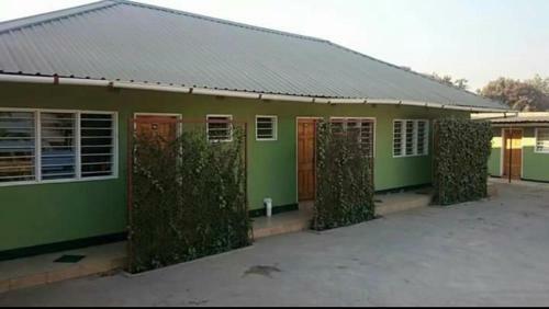 Hostal Naties Guest House