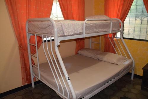 Pura Vida Mini Hostel - Tamarindo Costa Rica