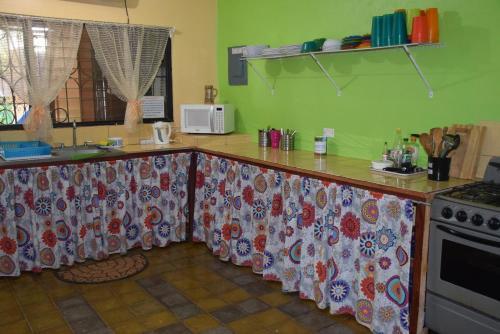 Pura Vida Mini Hostel - Tamarindo Costa Rica
