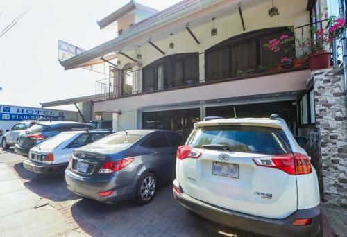 Hotel Flor Blanca