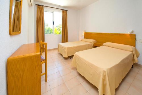 Apartamentos Cala Llonga Playa