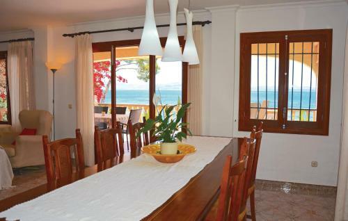 Holiday Home Cami De Alcanada No.